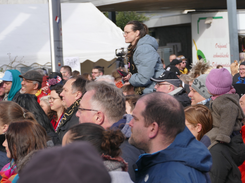 Guggenmonster und Schopffasnacht – so war der Buurefasnachtssamstag in Weil am Rhein.