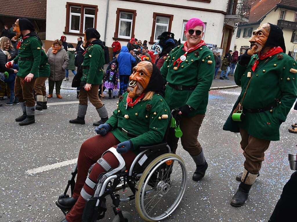 Mehr als 500 Teilnehmer waren beim Buurefasnachtsumzug in Neuenweg dabei.