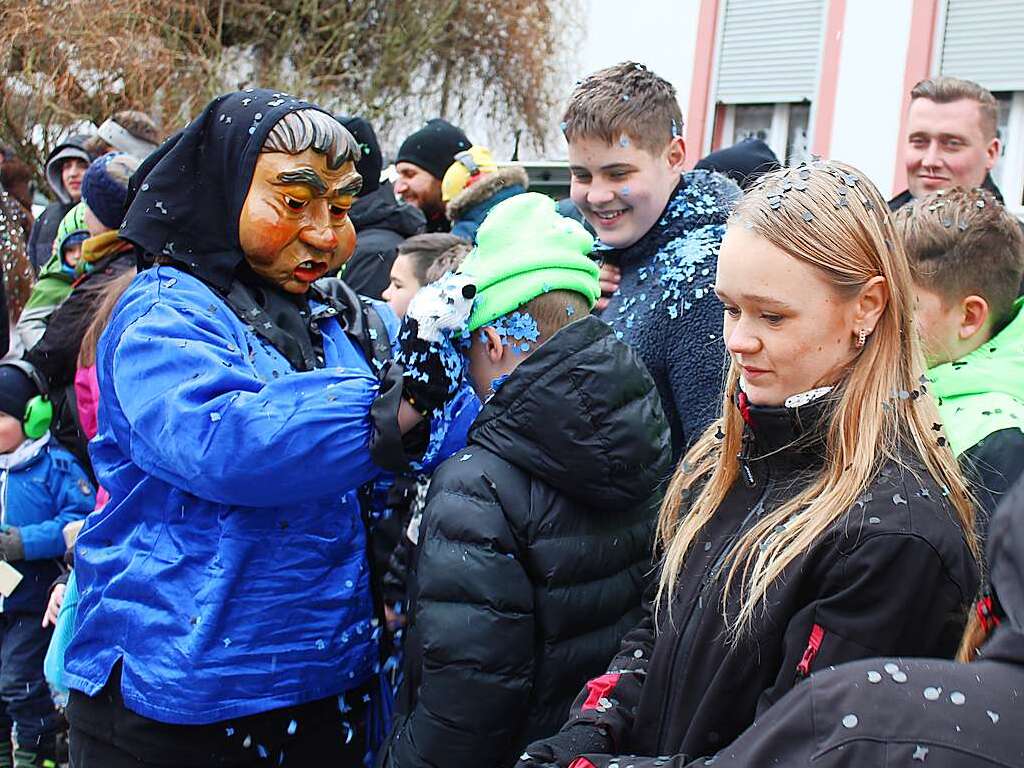 Der Buurefasnachtsumzug in Hasel war bunt und vielfltig.