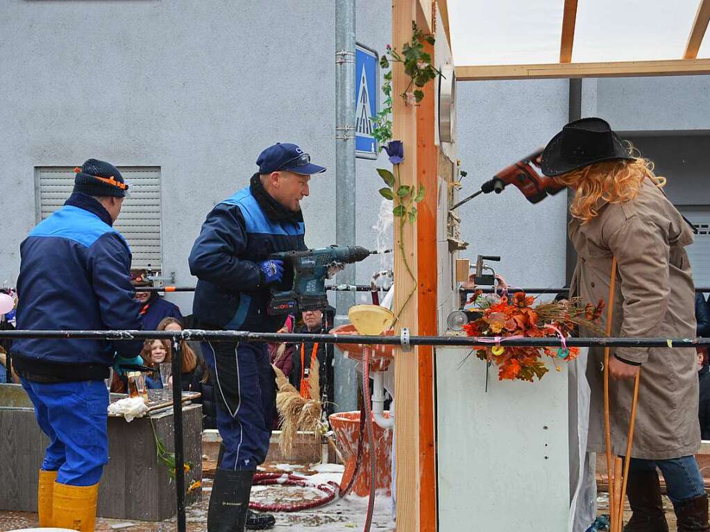 In Wiechs gab es originelle Kostme und Wagen zu sehen.