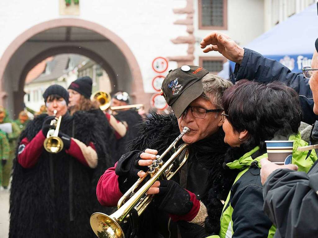 Fetzigen Sound gab’s mit der Guggemusik aus Btzingen.