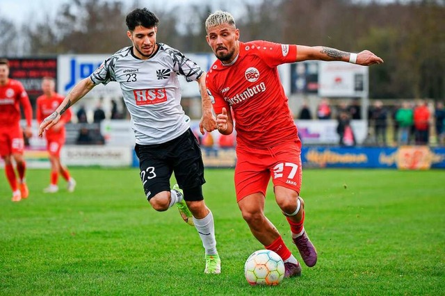 Ehemalige Bahlinger Teamkollegen im La...Hasan Pepic) ins Pokal-Halbfinale ein.  | Foto: Claus G. Stoll