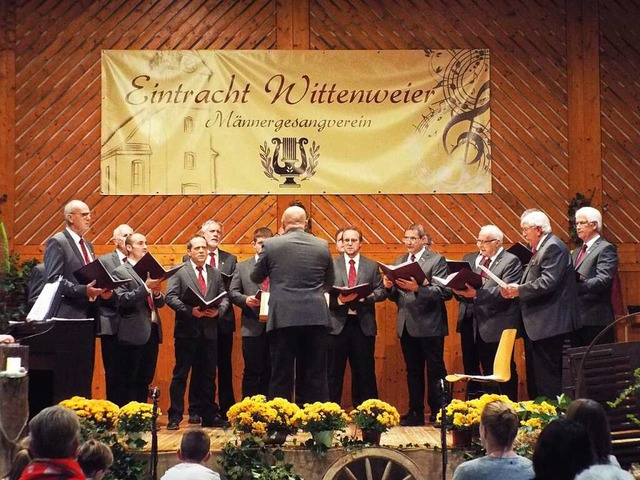 Der Mnnergesangverein bei einem Konzert im Jahr 2019  | Foto: Astrid Heitzmann