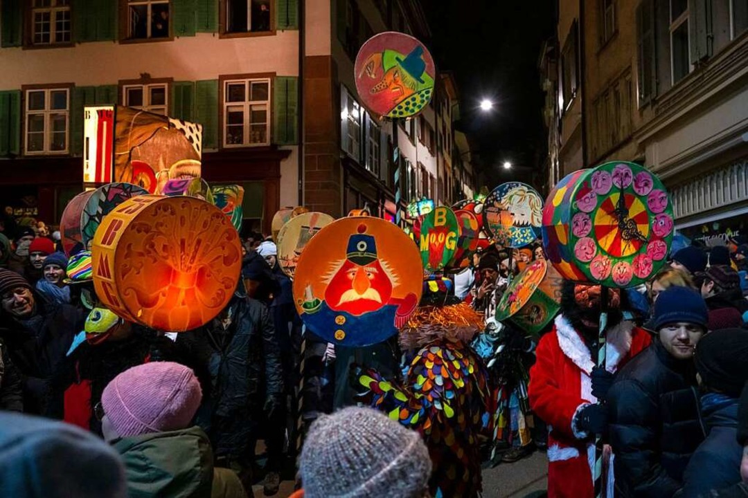 Basler Fasnacht Mit Dem Traditionellen Morgestraich Gestartet - Basel ...