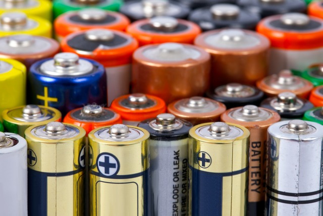 Auch in Batterietechnik sind bestimmte PFAS-Chemikalien zu finden.  | Foto: Gudellaphoto / stock.adobe.com