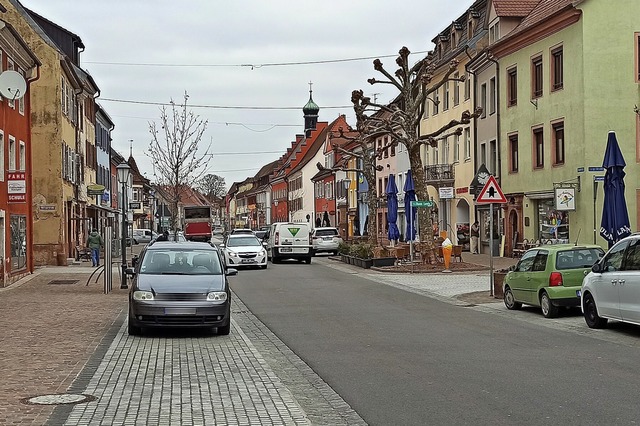 Die Hauptstrae in Kenzingen wird am 1...in der Innenstadt ein buntes Programm.  | Foto: Martin Wendel