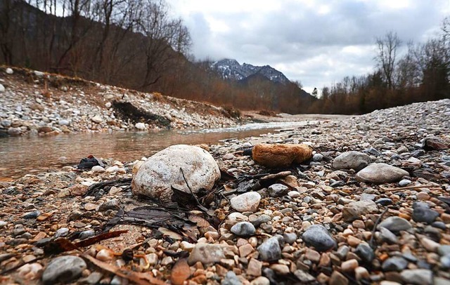 Viele Flsse und Seen sind diesen Winter trockener als sonst.  | Foto: Karl-Josef Hildenbrand (dpa)