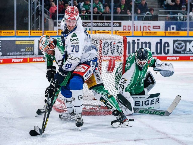 Miks Indrasis und die Schwenninger Wil...m ihre letzte Chance im Playoff-Rennen  | Foto: IMAGO/Eibner-Pressefoto/Antonio Chiok