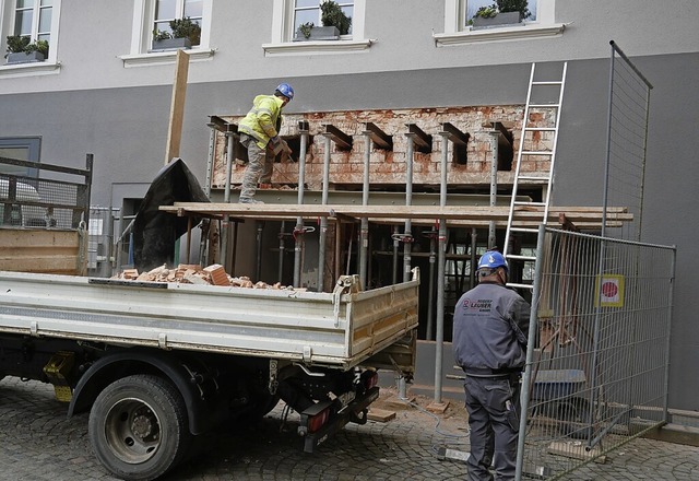 Seit Mittwoch, 1. Mrz, wird die recht...in Laufenburg zum Brgerbro umgebaut.  | Foto: Michael Gottstein