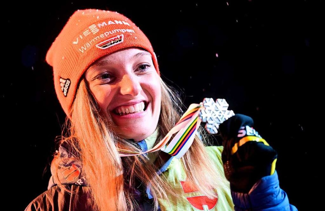 Skispringerin Katharina Althaus  | Foto: JURE MAKOVEC (AFP)