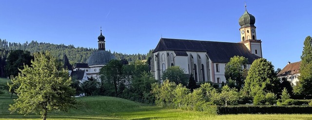 Im Tagungshaus St. Agnes, hinter dem K...sene und fnf Kinder aus der Ukraine.   | Foto: Frank Schoch