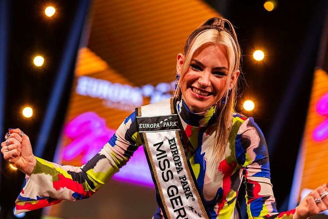 Kira Geiss freut sich ber die Wahl zur Miss Germany 2023.  | Foto: Philipp von Ditfurth (dpa)