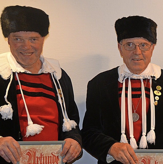 Auszeichnung fr  Thomas Schmidt  Gerhard Neugebauer (von links)  | Foto: Christiane Sahli
