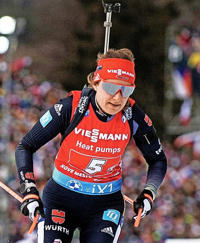 Stabil in der Mixed-Staffel: Janina Hettich-Walz   | Foto: MICHAL CIZEK (AFP)