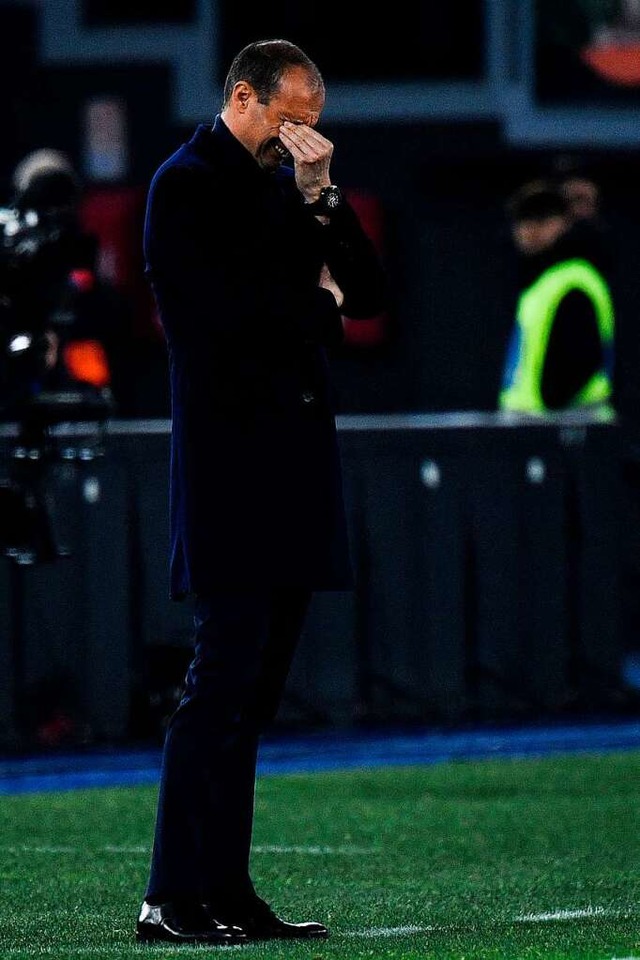 Juve-Trainer Massimiliano Allegri whrend des Spiels bei der AS Rom  | Foto: FILIPPO MONTEFORTE (AFP)