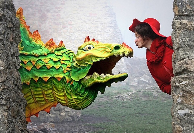 Der Drache Onil ist dabei, wenn am Sam...Ortenauer Puppenparade gestartet wird.  | Foto: Promo