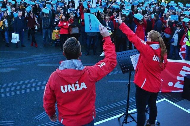 Basler SVP will die Zahl der Demonstrationen begrenzen und fordert mehr Hrte