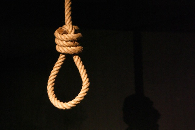 Im Iran wird die Todesstrafe in der Re...t &#8211; oft ffentlich (Symbolbild).  | Foto: Roland Weihrauch dpa/lnw