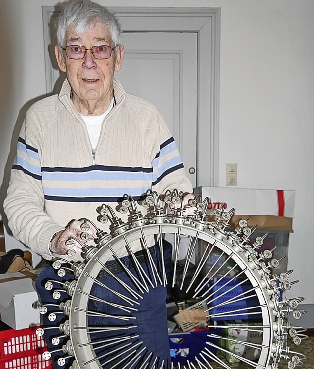 Kurt Bchle mit einem Strahlenkranz  | Foto: Michael Gottstein