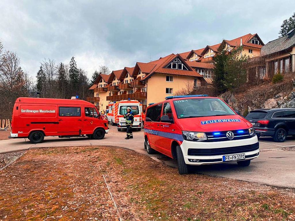 Feuerwehr und Rettungskräfte im Einsatz in Hinterzarten  | Foto: Tanja Bury