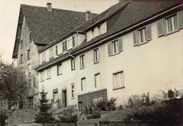 Das einstige Franziskanerinnen-Kloster  von der Bergseestrae aus  | Foto: Stadtarchiv Bad Sckingen