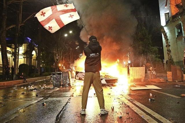 Tiflis zieht nach Protesten Gesetz zurck