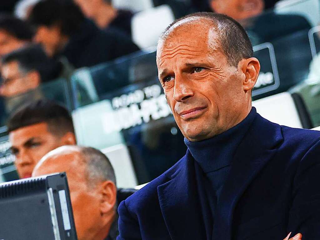 Turins Trainer Massimiliano Allegri vor dem Spiel.