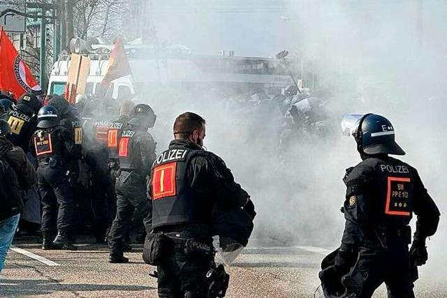 Bei der Anti-AfD-Demo in Offenburg sind Dokumente der Polizei verschwunden