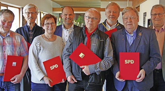 Auf dem Bild von links  mit OB Roman G...ki, Klaus Detel und Richard Leibinger.  | Foto: Ulrike Stoltenburg
