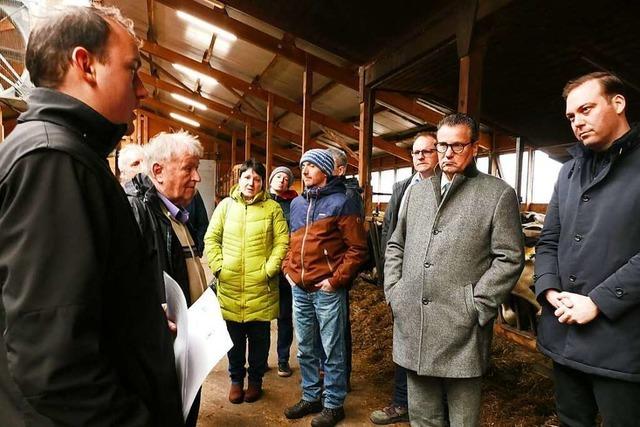 Agrarminister Peter Hauk stellt sich den Fragen der Lffinger Landwirte