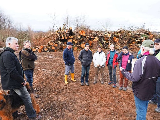 Ortstermin der BUND-Vertreter mit Frs...(2. von links) im Ried bei Bleichheim.  | Foto: Michael Haberer