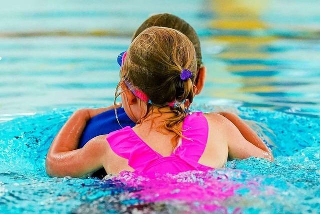 In Baden-Württemberg lernen wieder mehr Kinder schwimmen