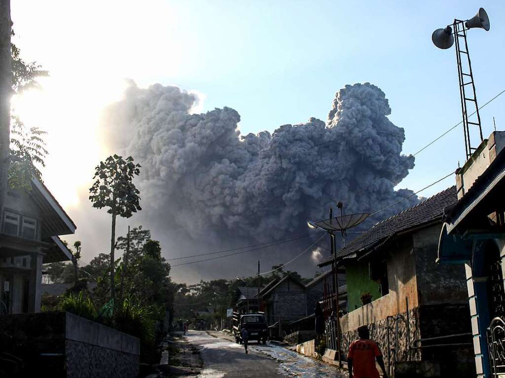 Der Merapi zhlt zu den aktivsten Vulkanen der Welt. Am Wochenende ist er erneut ausgebrochen.