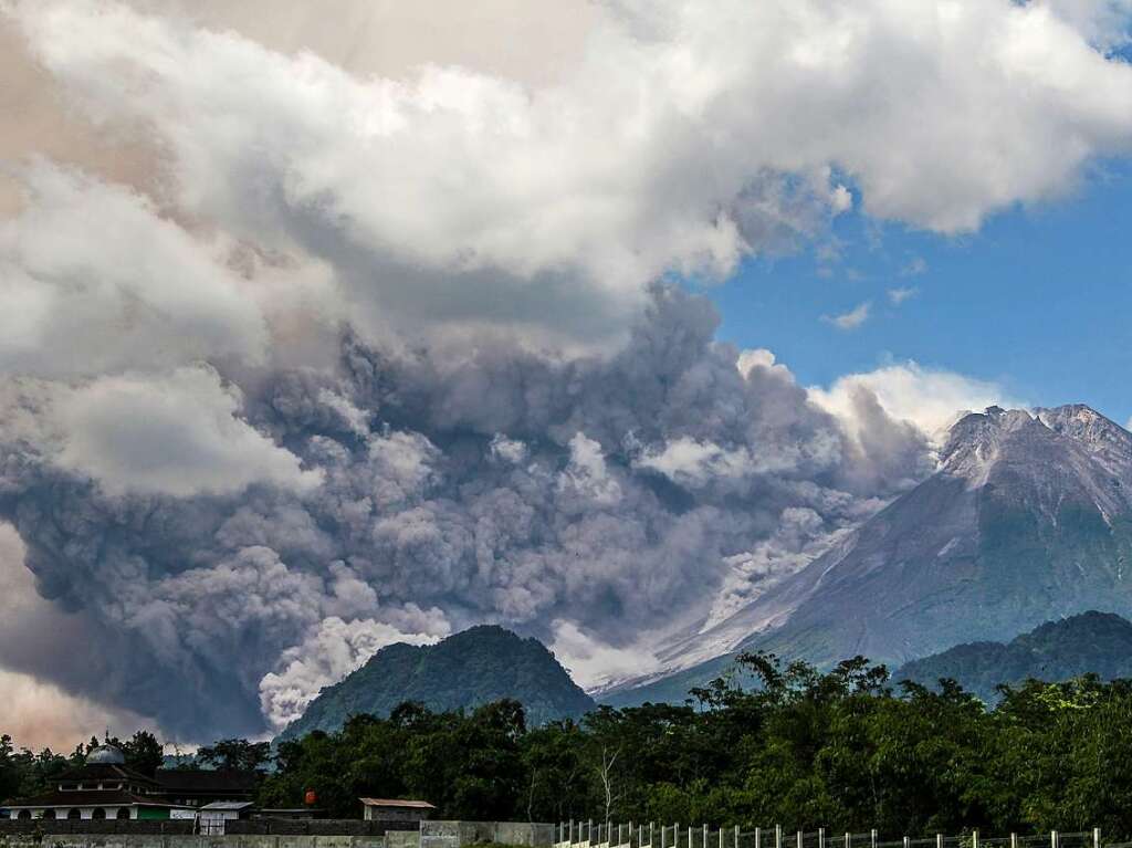 Der Merapi zhlt zu den aktivsten Vulkanen der Welt. Am Wochenende ist er erneut ausgebrochen.