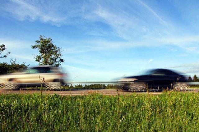 Nach einem mutmalichen illegalen Auto...s silberfarbenen Audi A 7. Symbolbild.  | Foto: Astrid Gast (Adobe Stock)