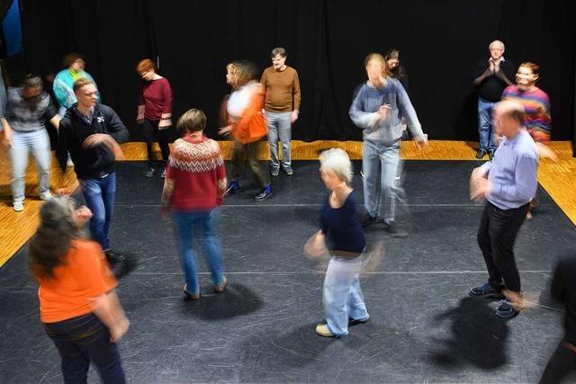 Wie ein Theater in Lörrach Menschen mit Sehbehinderung das Schauspiel zugänglich macht