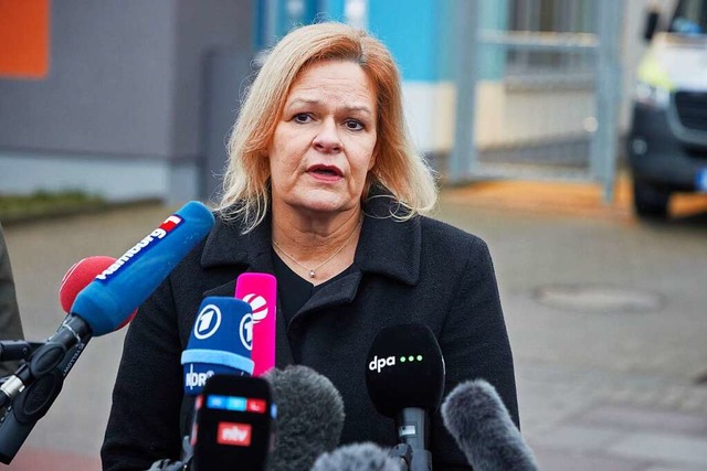 Bundesinnenministerin Nancy Faeser pla... werden nun Verschrfungen diskutiert.  | Foto: Georg Wendt (dpa)