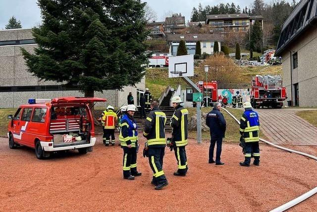 Hackschnitzelanlage an Lenzkircher Schule brennt