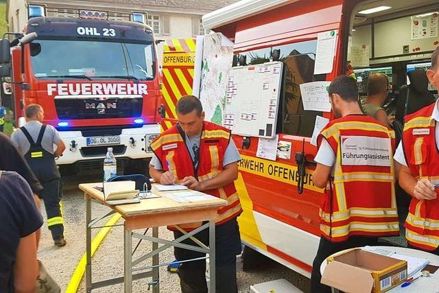 Feuerwehr Offenburg untersttzt die Wehr in Hohberg