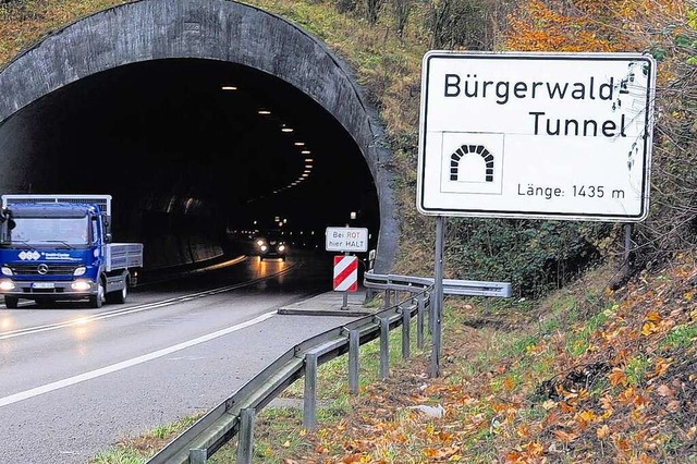 Der Brgerwaldtunnel in Waldshut-Tiengen ist momentan gesperrt. (Archivbild)  | Foto: Edinger