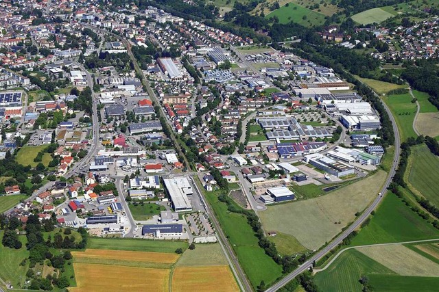 Das Gelnde westlich des Gewerbegebiet...en. Seitdem gibt es dafr keine Plne.  | Foto: Erich Meyer