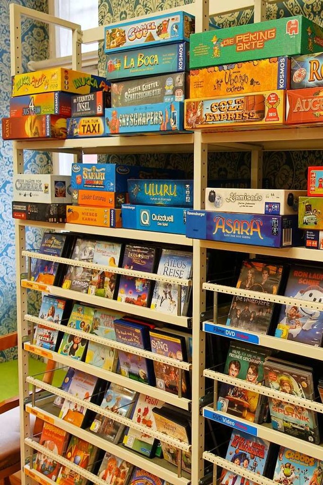 Ein groes Angebot von Spielen, DVDs o... Sortiment fr Kinder und Jugendliche.  | Foto: Martha Weishaar