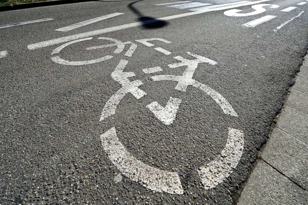 Auf dem Radweg an der Opfinger Straße ...einer Radlerin kollidiert. Symbolbild.  | Foto: Thomas Kunz