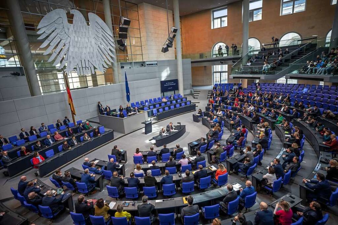 Die Abstimmung über die Reform des Bun...Bundestagswahl ist beschlossene Sache.  | Foto: Michael Kappeler (dpa)