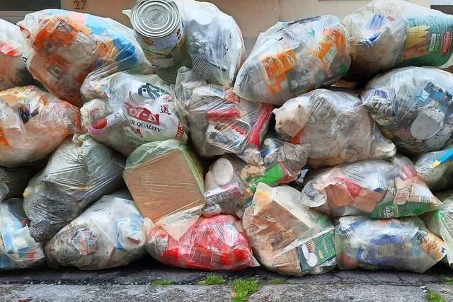 In Tegernau gibt es Ärger über Chaos auf Müllsammelplätzen