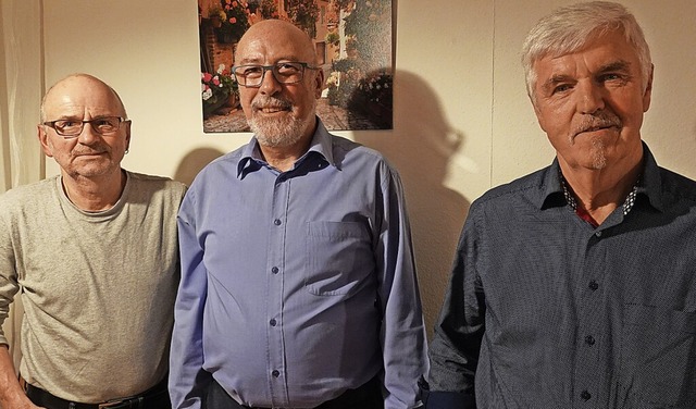 Vorsitzender Karl-Heinz May, (Mitte), ... Thomas Sell (links) und Erich Biehler  | Foto: Peter Schtz