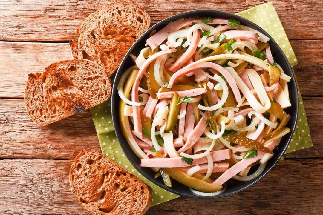 Bereits zum elften Mal gibt&#8217;s di...Strauen in der BZ-Strauenfhrer-App.  | Foto: FomaA / stock.adobe.com