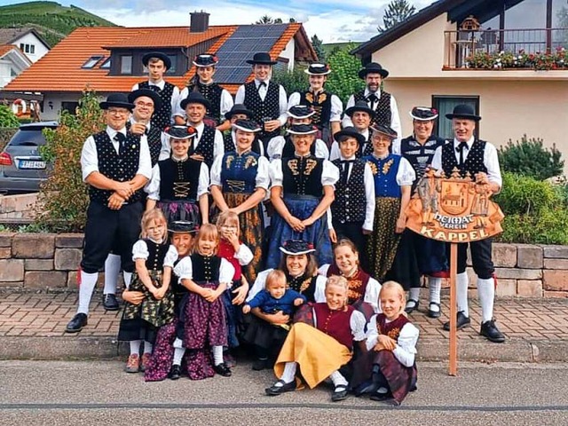 Der Heimatverein Kappel auf dem Weg zum Weinfest in Auggen 2022.  | Foto: Katrin Winker