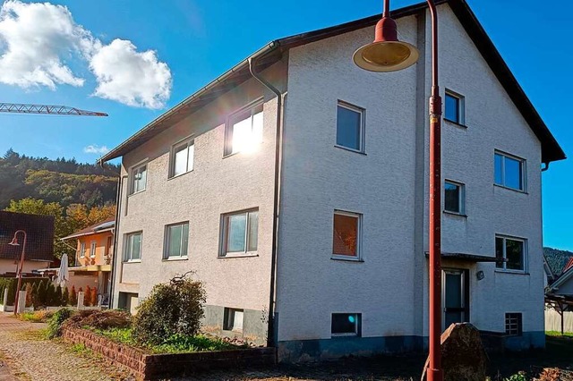Die Gemeinde Seelbach hat dieses Haus ...n Wohnungen fr Geflchtete entstehen.  | Foto: Gemeinde Seelbach