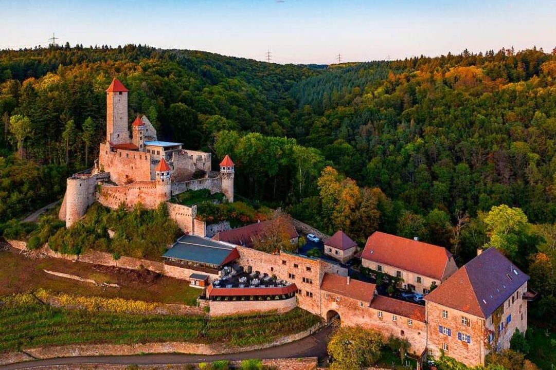 Burg Hornberg: Hier lebte einst der Reichsritters Gtz von Berlichingen.  | Foto: --- (dpa)